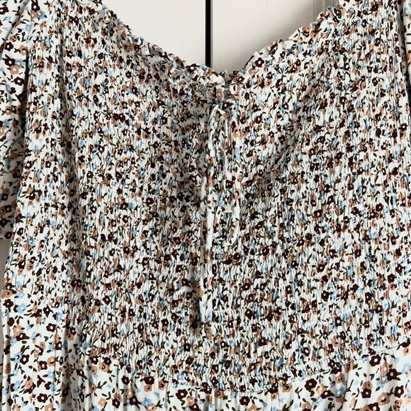 LIKE NEW! FAITHFULL THE BRAND BELDHI FLORAL MINI DRESS - Picture 9 of 14